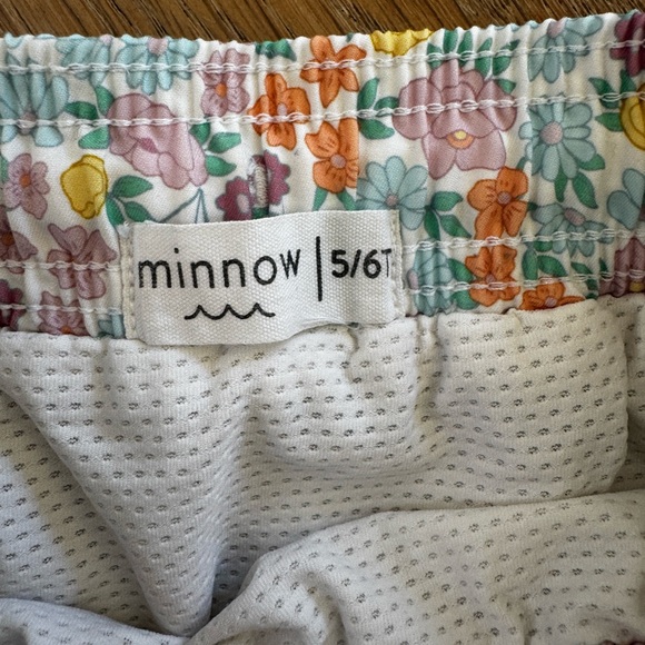 Minnow Boys 5/6 Hawaiian Floral Trunks EUC - Picture 5 of 6